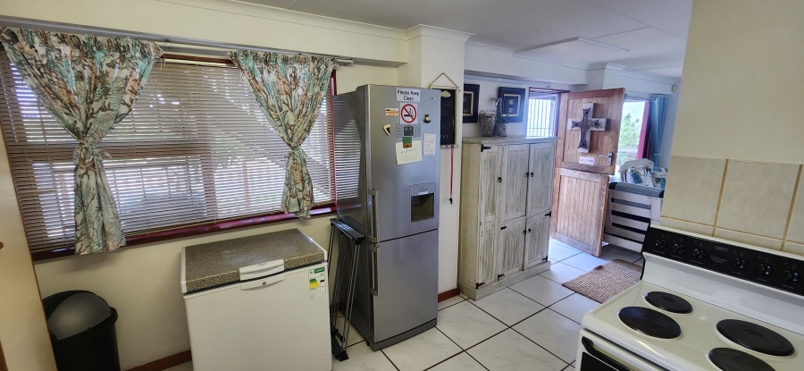 4 Bedroom Property for Sale in Dana Bay Western Cape